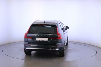 Volvo XC60 Deluxe Edition 2.0T/249 8AT 4WD