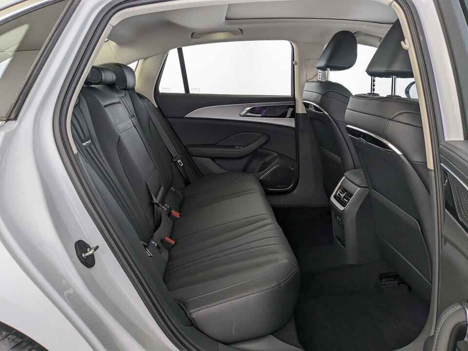 Hongqi H5 II Basic