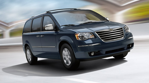 Chrysler Grand Voyager со скидкой 90 000 руб.