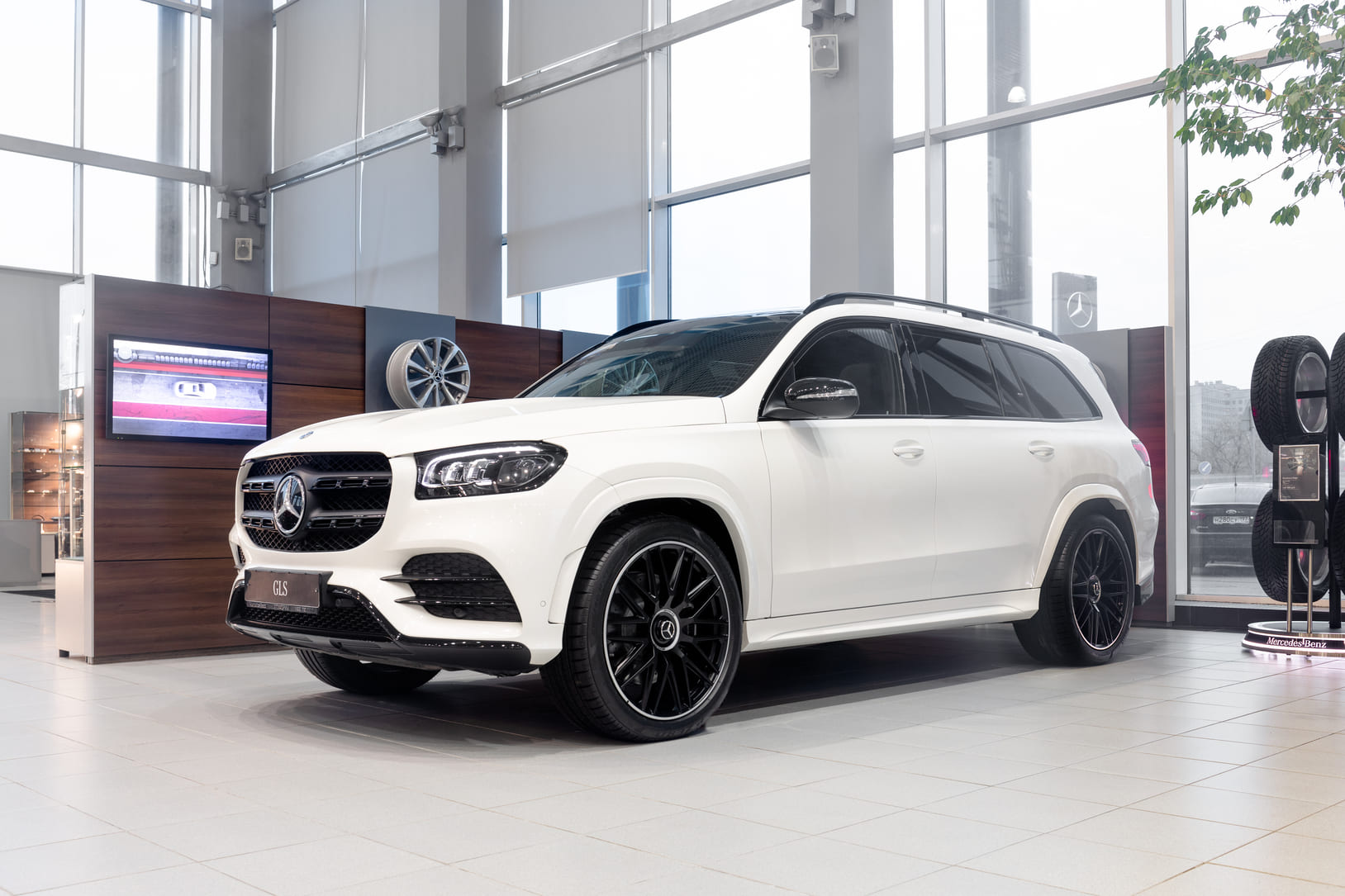 GLS 400 d Premium 3.0TD/330 9AT 5D