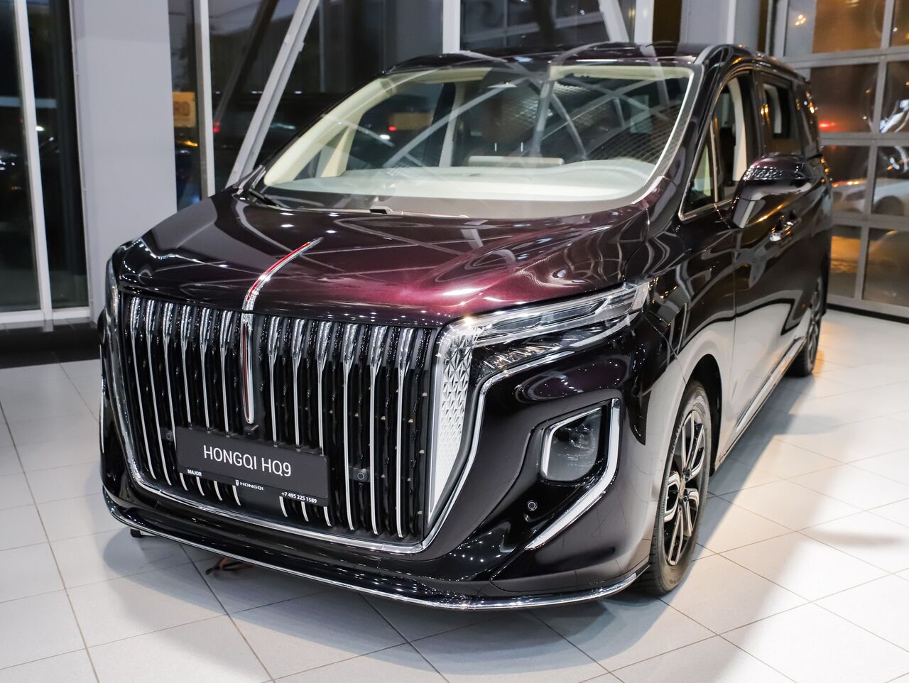 Hongqi НQ9