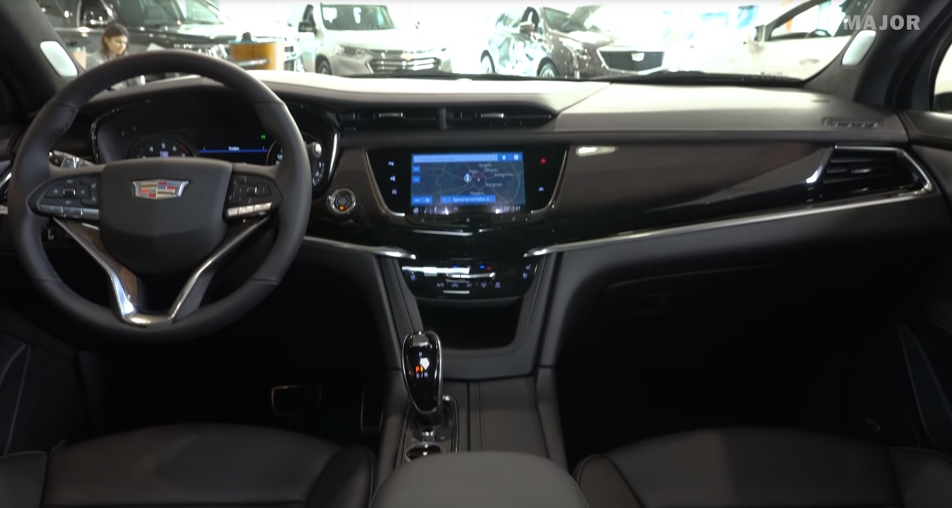 Cadillac XT68