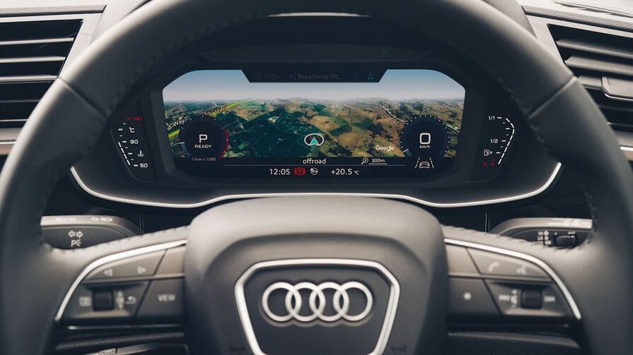 Инновационная приборная панель Audi Q3