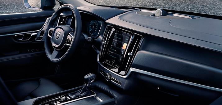 стильный дизайн Volvo V90 Cross Country