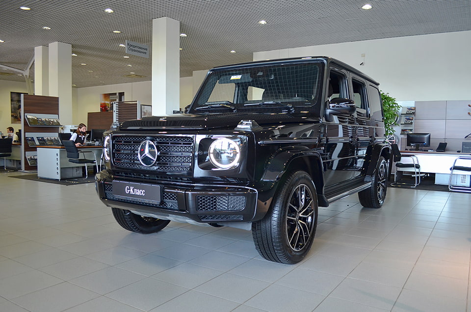 Mercedes-Benz G 500 4.0T/422 9AT 5D 4WD