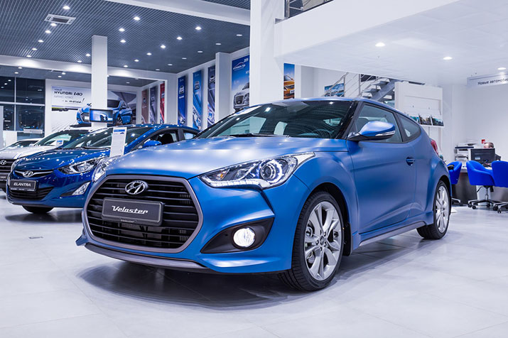 HYUNDAI Veloster