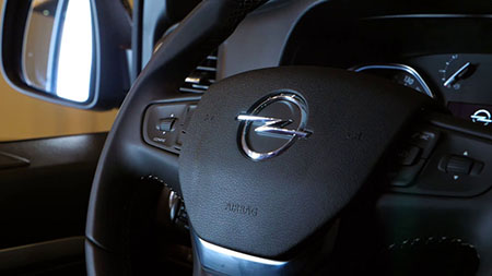 Мультируль Opel Zafira Life