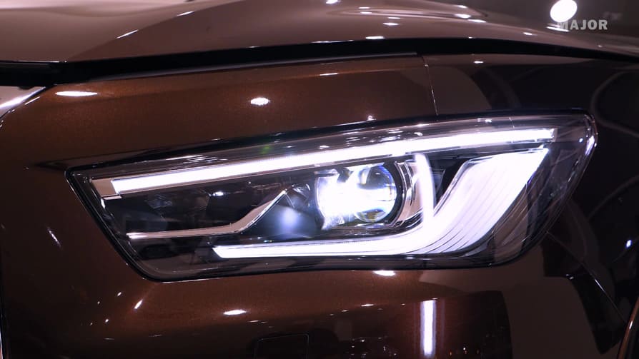 Оптика Infiniti QX80