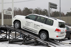 Презентация нового Toyota Land Cruiser 200 в Тойота Центр Новорижский, 15 ноября 2015 года