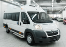 Микроавтобус CITROËN JUMPER имеет пять аварийных выходов, включая двери и окна